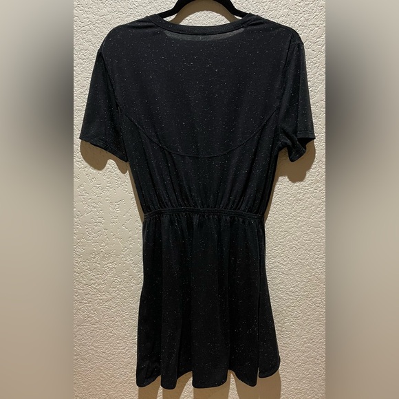 Lululemon Unwind Your Mind Dress Black White Size 6? - Picture 6 of 11